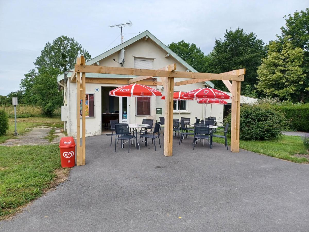 Camping Le Vallage Attigny エクステリア 写真