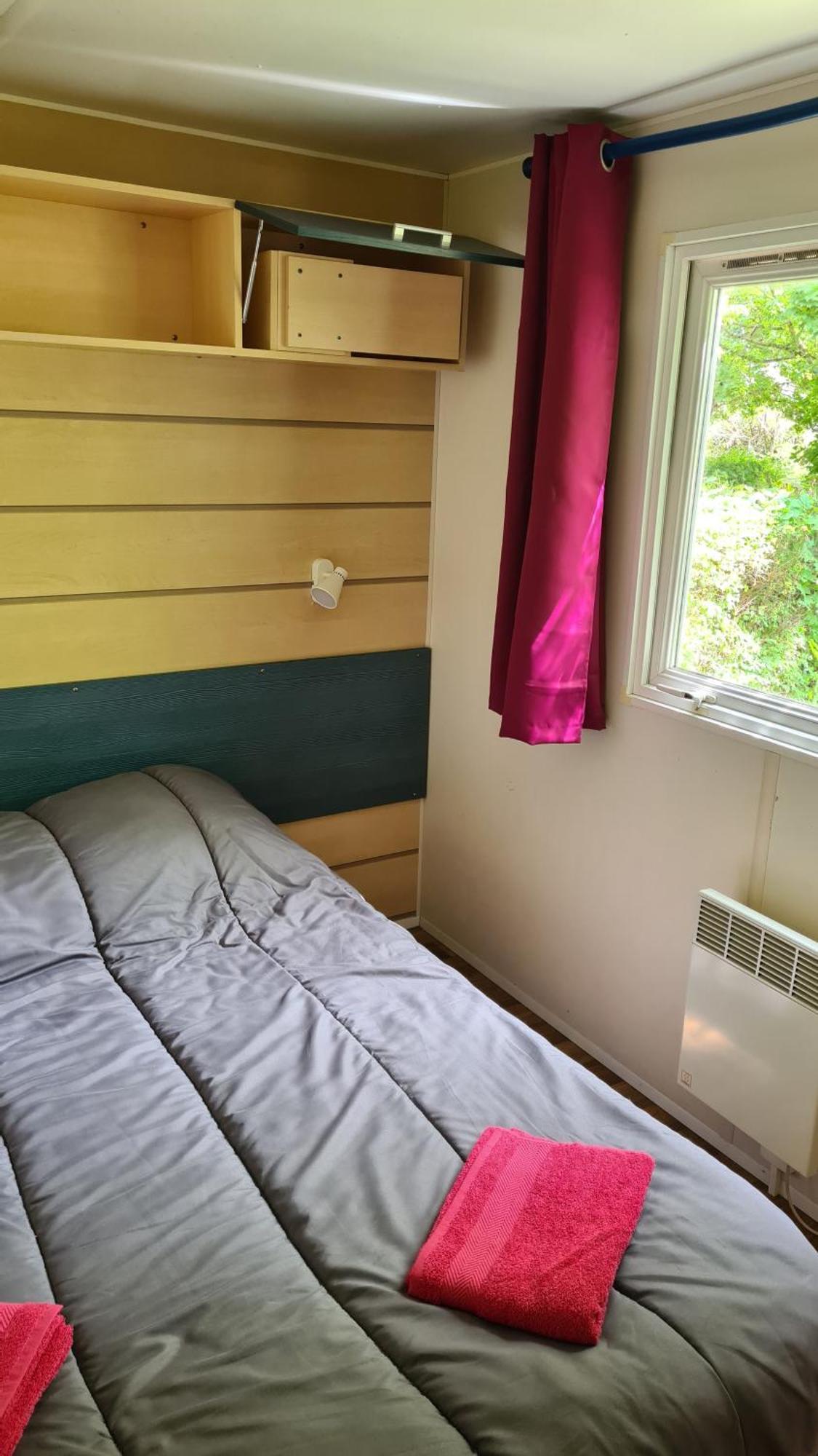 Camping Le Vallage Attigny エクステリア 写真