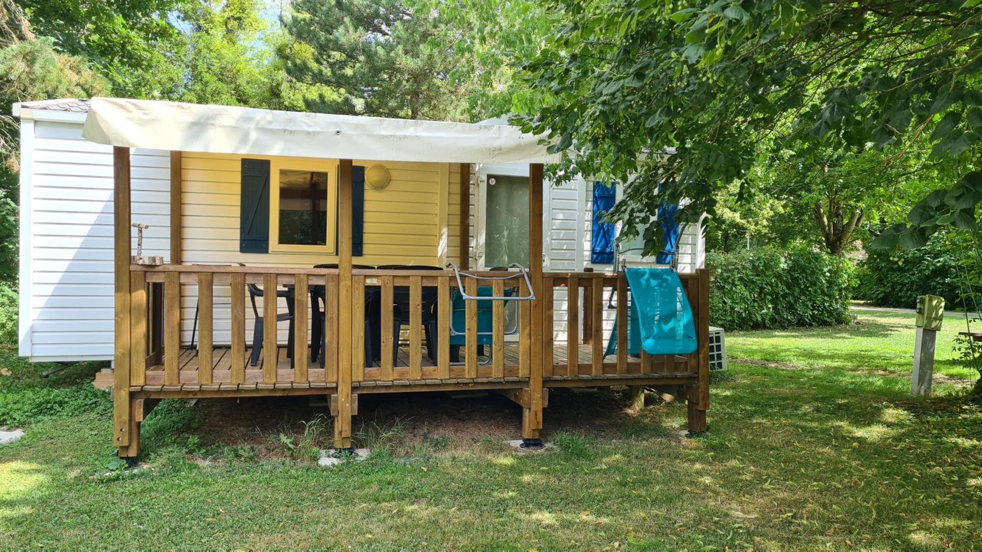 Camping Le Vallage Attigny エクステリア 写真