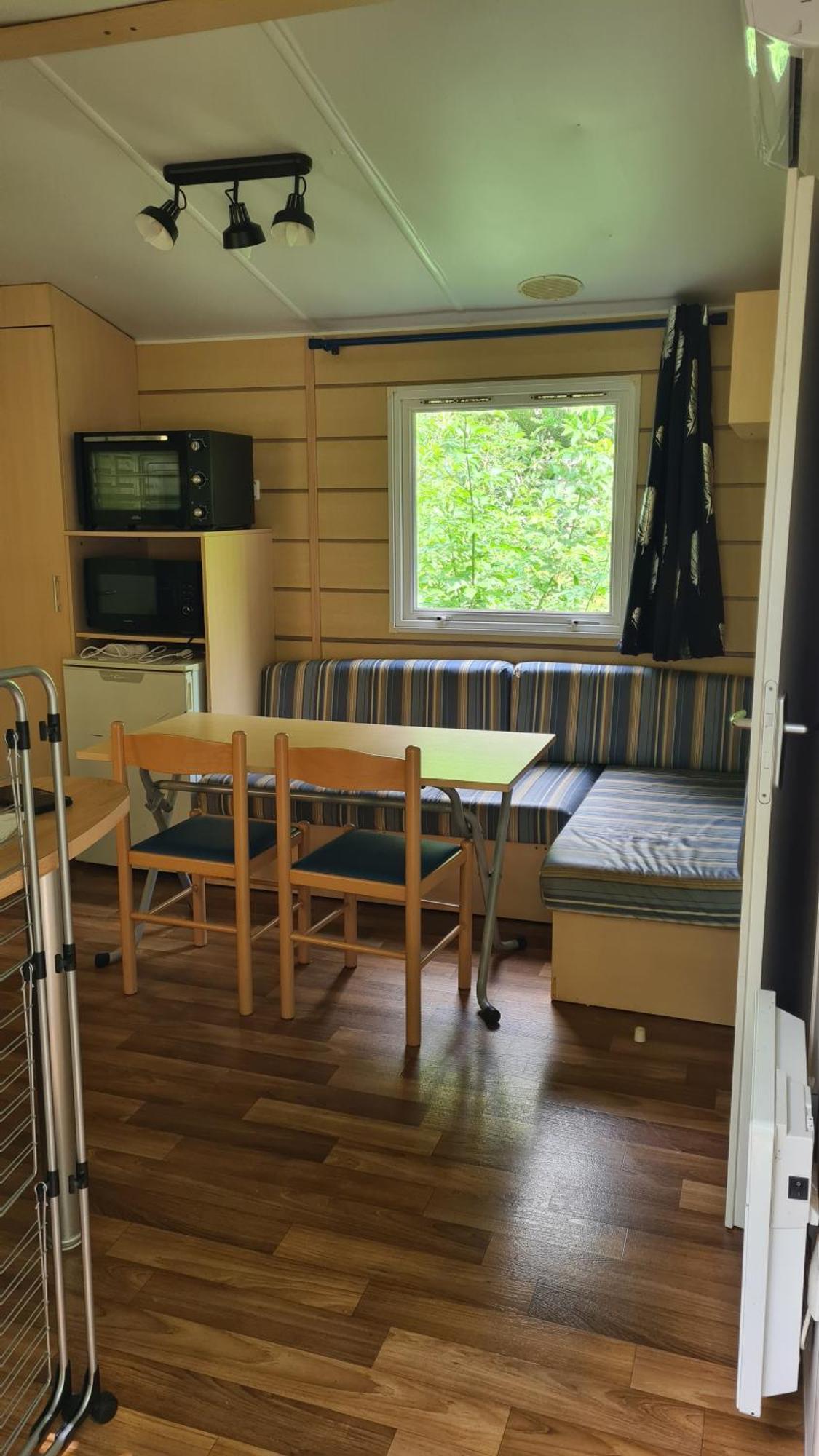 Camping Le Vallage Attigny エクステリア 写真